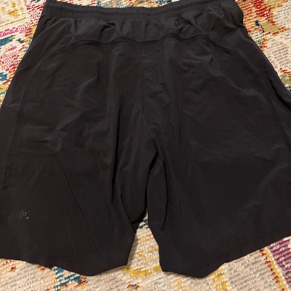 Mens lululemon lined shorts - Picture 4 of 5